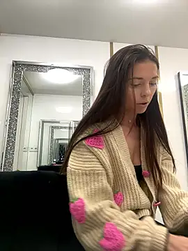 EllyLynn online show from January 16, 2026, 8:24 pm