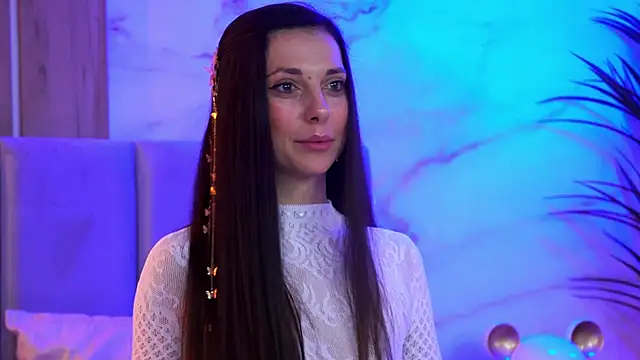 EllyLynn online show from December 4, 2025, 9:25 pm