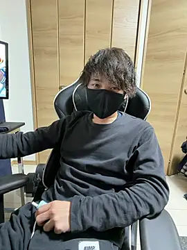 jiji9253 online show from February 3, 2026, 12:43 pm