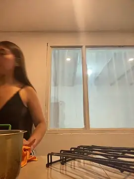 Sara-cooper2 online show from September 17, 2025, 3:03 pm