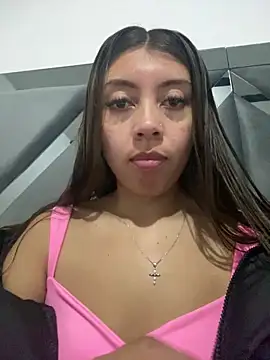 Sara-cooper2 online show from February 16, 2026, 7:23 pm