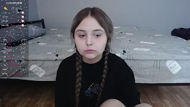 Snapshot of vendymories chatting on February 23, 2026, 7:36 pm vendymories online show from February 23, 2026, 7:36 pm