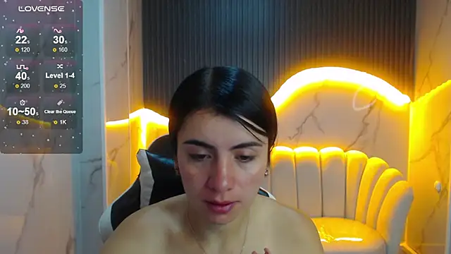 Snapshot of Eilyn_love_b chatting on September 29, 2025, 12:55 pm Eilyn love b online show from September 29, 2025, 12:55 pm