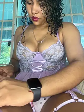 Snapshot of SophieD chatting on February 16, 2026, 1:21 pm SophieD online show from February 16, 2026, 1:21 pm