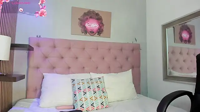 Snapshot of orion__smith chatting on October 21, 2025, 12:15 pm orion smith online show from October 21, 2025, 12:15 pm