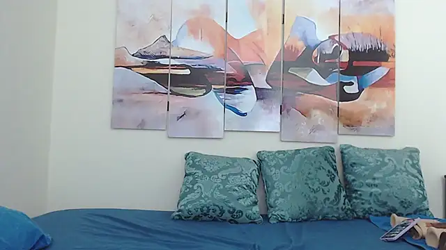 FLAKIS18 online show from April 23, 2026, 9:38 pm