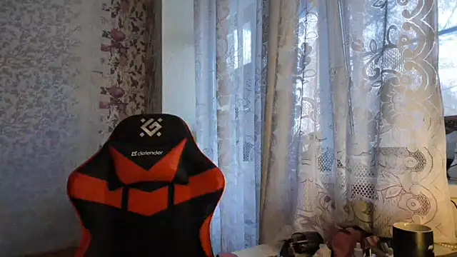 Snapshot of Witching_Moon chatting on November 3, 2025, 7:13 am Witching Moon online show from November 3, 2025, 7:13 am