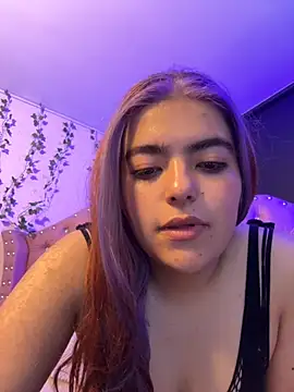 Lila Cox online show from October 18, 2025, 11:34 am