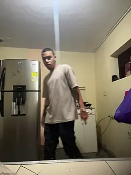 Snapshot of AlphaMasterXxx chatting on February 17, 2026, 3:48 am AlphaMasterXxx online show from February 17, 2026, 3:48 am