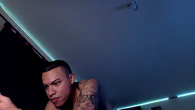 AlphaMasterXxx online show from October 19, 2025, 11:40 pm