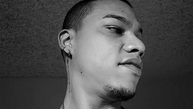 AlphaMasterXxx online show from October 25, 2025, 10:32 pm