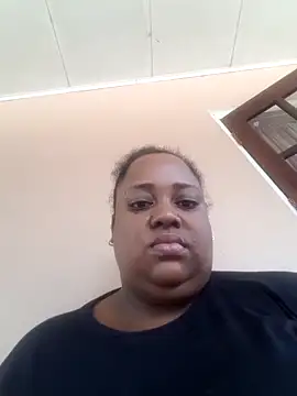 Karamelsaus online show from October 13, 2025, 4:19 pm