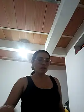 Sensual Anyelie online show from November 13, 2025, 6:23 pm