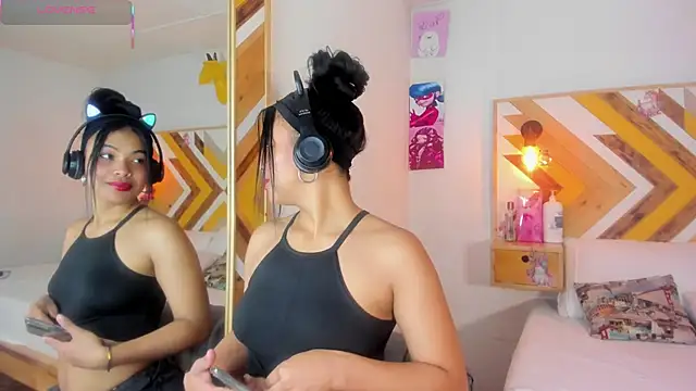 SoleneFontaine online show from November 27, 2025, 12:05 pm