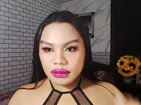 Snapshot of TSbrianaHugeCock chatting on October 16, 2025, 10:12 am TSbrianaHugeCock online show from October 16, 2025, 10:12 am