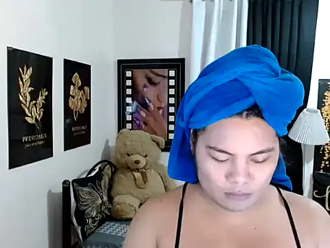 TSbrianaHugeCock online show from March 28, 2026, 3:35 pm