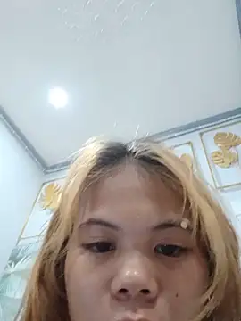 Sexxie Ella22 online show from May 8, 2026, 9:07 pm