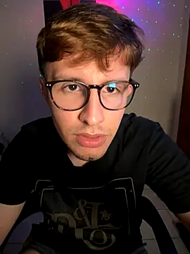 Snapshot of ricdicxs chatting on October 29, 2025, 3:49 am ricdicxs online show from October 29, 2025, 3:49 am