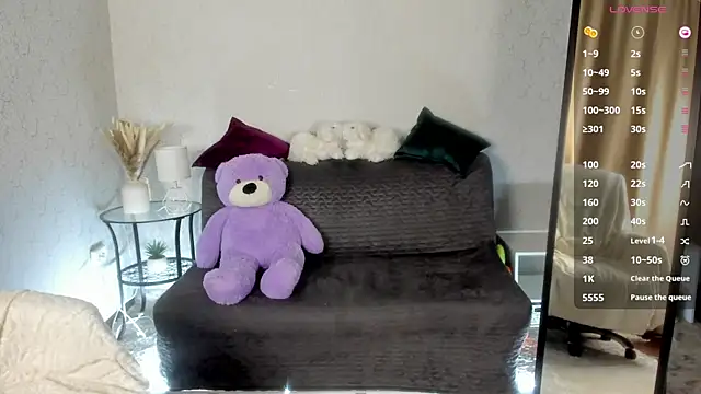 Snapshot of your_charm_ chatting on September 30, 2025, 2:17 am your charm online show from September 30, 2025, 2:17 am