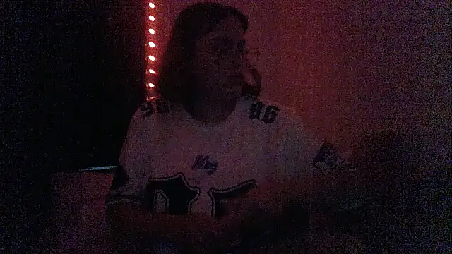 jenmarquez  online show from October 29, 2025, 5:06 am