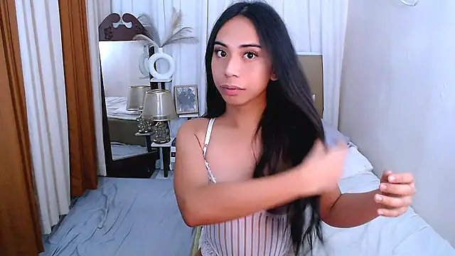 scarlet smith7 online show from April 6, 2026, 2:29 am