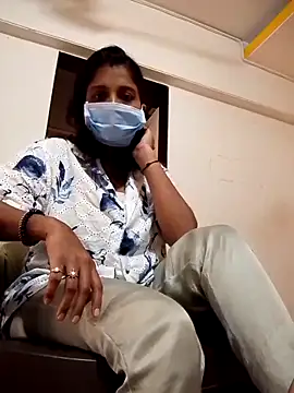 Love Foreverr12 online show from October 6, 2025, 10:16 am