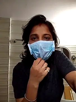 Love Foreverr12 online show from November 15, 2025, 11:14 am