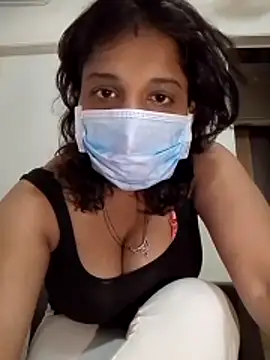 Love Foreverr12 online show from November 12, 2025, 9:13 am