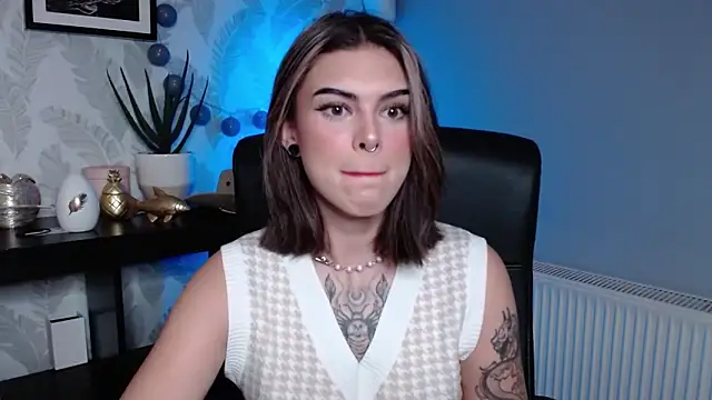 Nova SIN online show from November 14, 2025, 6:17 am