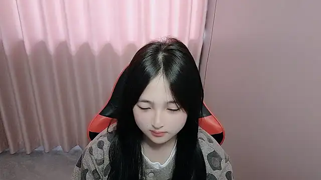 xxz98 online show from April 15, 2026, 2:39 am