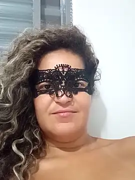 Snapshot of RaphinhaSanches chatting on December 1, 2025, 8:59 am RaphinhaSanches online show from December 1, 2025, 8:59 am