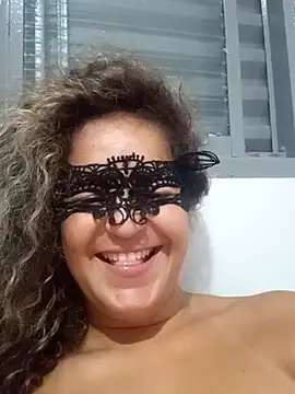 Snapshot of RaphinhaSanches chatting on December 2, 2025, 9:33 am RaphinhaSanches online show from December 2, 2025, 9:33 am