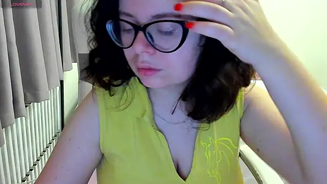 MilisaSweet777 online show from December 21, 2025, 7:59 pm