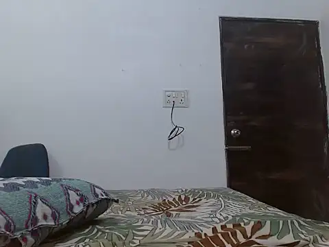 Snapshot of soya_queen chatting on November 4, 2025, 2:26 am soya queen online show from November 4, 2025, 2:26 am