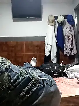 Snapshot of Angie6578 chatting on October 9, 2025, 7:03 pm Angie6578 online show from October 9, 2025, 7:03 pm