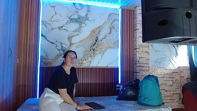 Snapshot of mollyandsam303av chatting on February 11, 2026, 7:25 pm mollyandsam303av online show from February 11, 2026, 7:25 pm