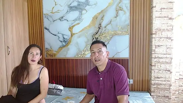 Snapshot of mollyandsam303av chatting on February 4, 2026, 6:36 pm mollyandsam303av online show from February 4, 2026, 6:36 pm