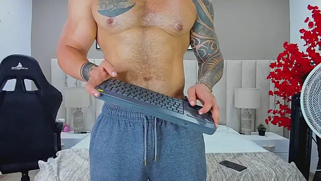 Snapshot of college_muscle_ass1 chatting on September 21, 2025, 2:44 pm college muscle ass1 online show from September 21, 2025, 2:44 pm