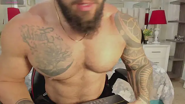 Snapshot of college_muscle_ass1 chatting on October 14, 2025, 1:01 pm college muscle ass1 online show from October 14, 2025, 1:01 pm