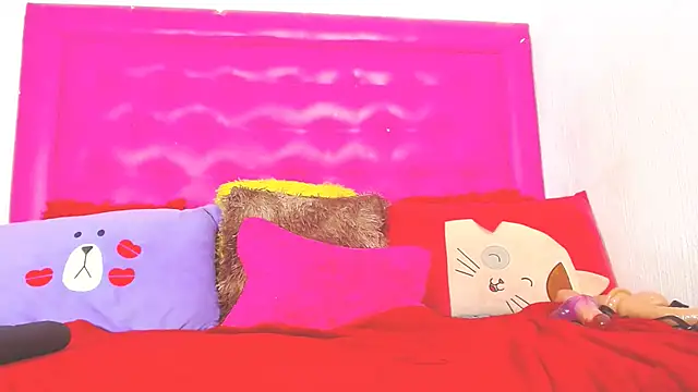 LoloQueen5 online show from March 26, 2026, 10:46 am