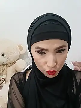 Snapshot of jamila_zair chatting on May 28, 2026, 2:12 pm jamila zair online show from May 28, 2026, 2:12 pm