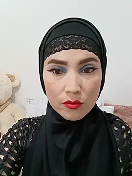 Snapshot of jamila_zair chatting on June 9, 2026, 2:29 pm jamila zair online show from June 9, 2026, 2:29 pm