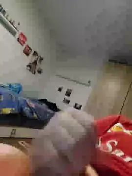 geilerd122 online show from September 23, 2025, 9:22 pm