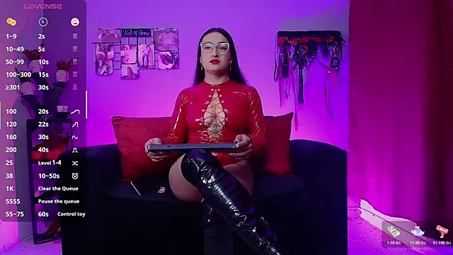 Daphne Clarke online show from October 20, 2025, 10:16 am