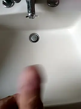 Empi19cm online show from October 10, 2025, 4:30 pm