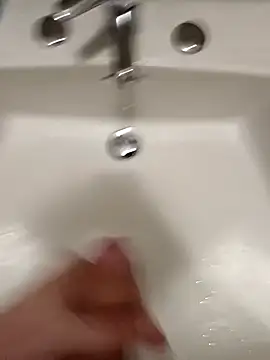 Empi19cm online show from November 26, 2025, 7:14 pm