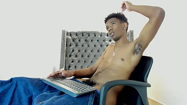 Snapshot of nero_reyd chatting on October 11, 2025, 7:59 pm nero reyd online show from October 11, 2025, 7:59 pm