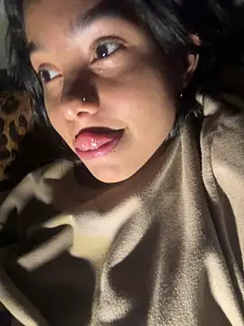 Milaa Star  online show from April 6, 2026, 4:19 am