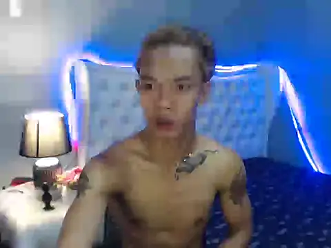 Snapshot of jersthebigfuckerxxx chatting on October 19, 2025, 1:03 pm jersthebigfuckerxxx online show from October 19, 2025, 1:03 pm