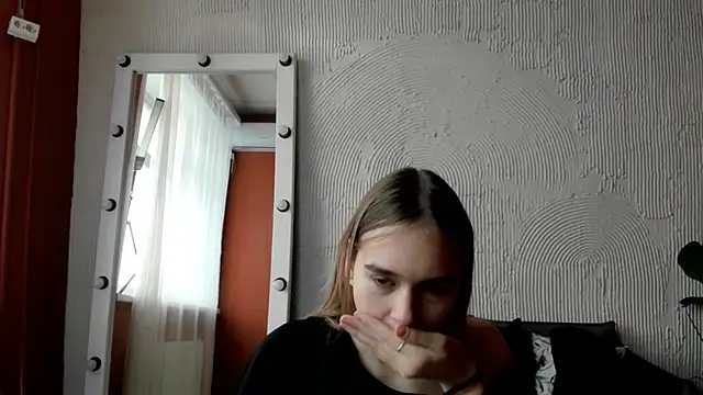 Snapshot of Vel1ka chatting on October 12, 2025, 4:25 am Vel1ka online show from October 12, 2025, 4:25 am